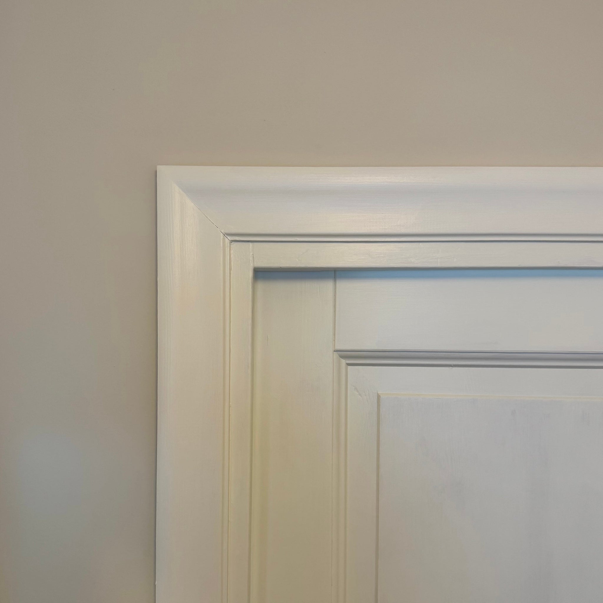 Väggfärg Greige 02