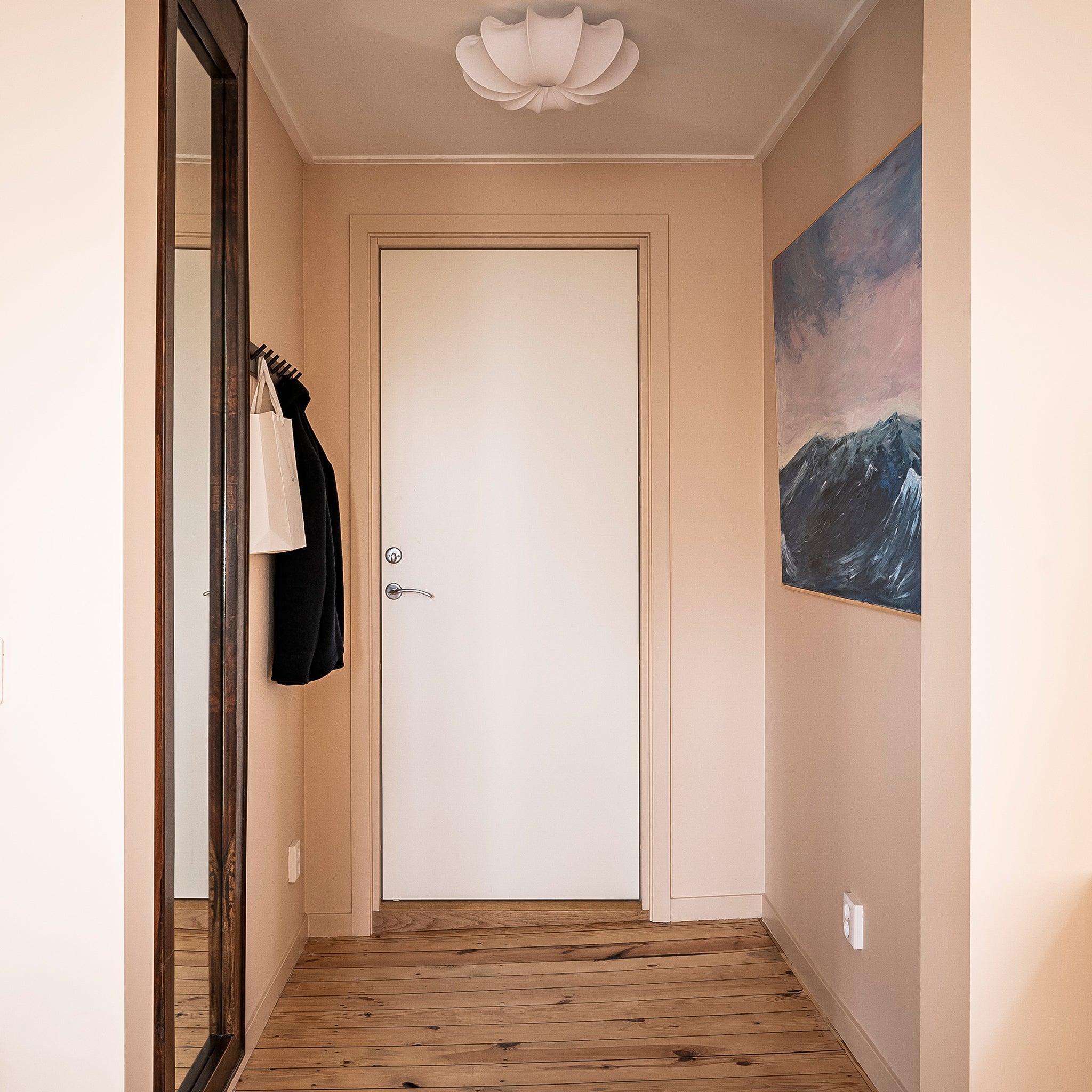 Väggfärg Deep Creme 02