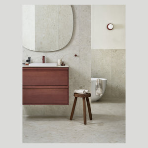 Kommod H2 Reddish Brown