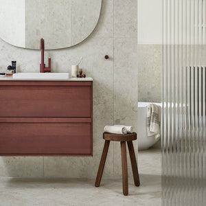 Kommod H2 Reddish Brown