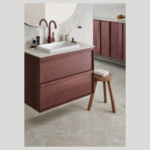 Kommod H2 Reddish Brown